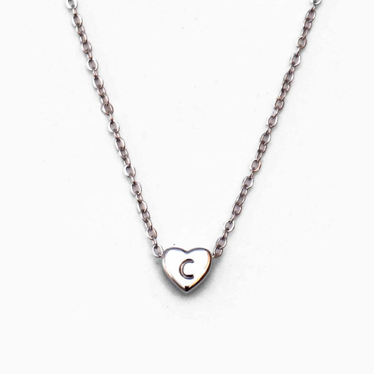 Cadena con letra corazón