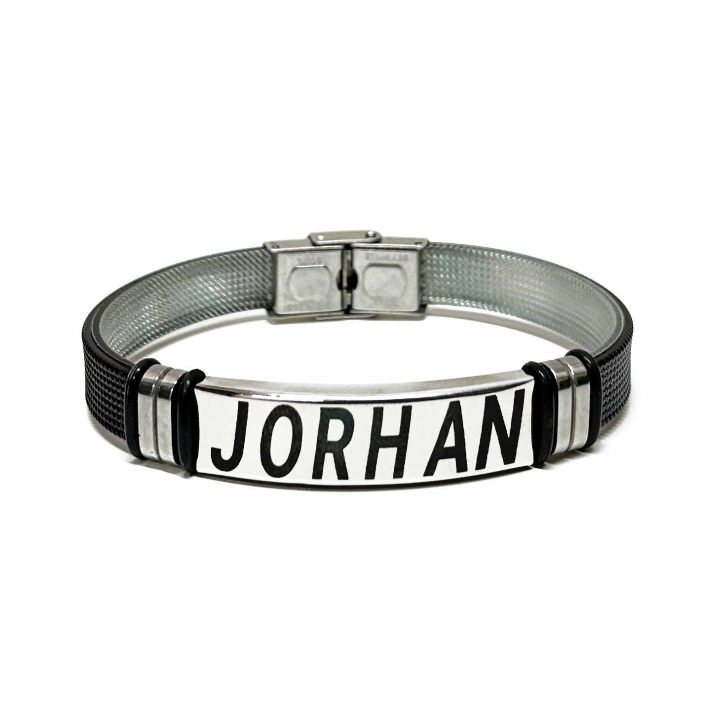 Brazalete grueso con placa combinado