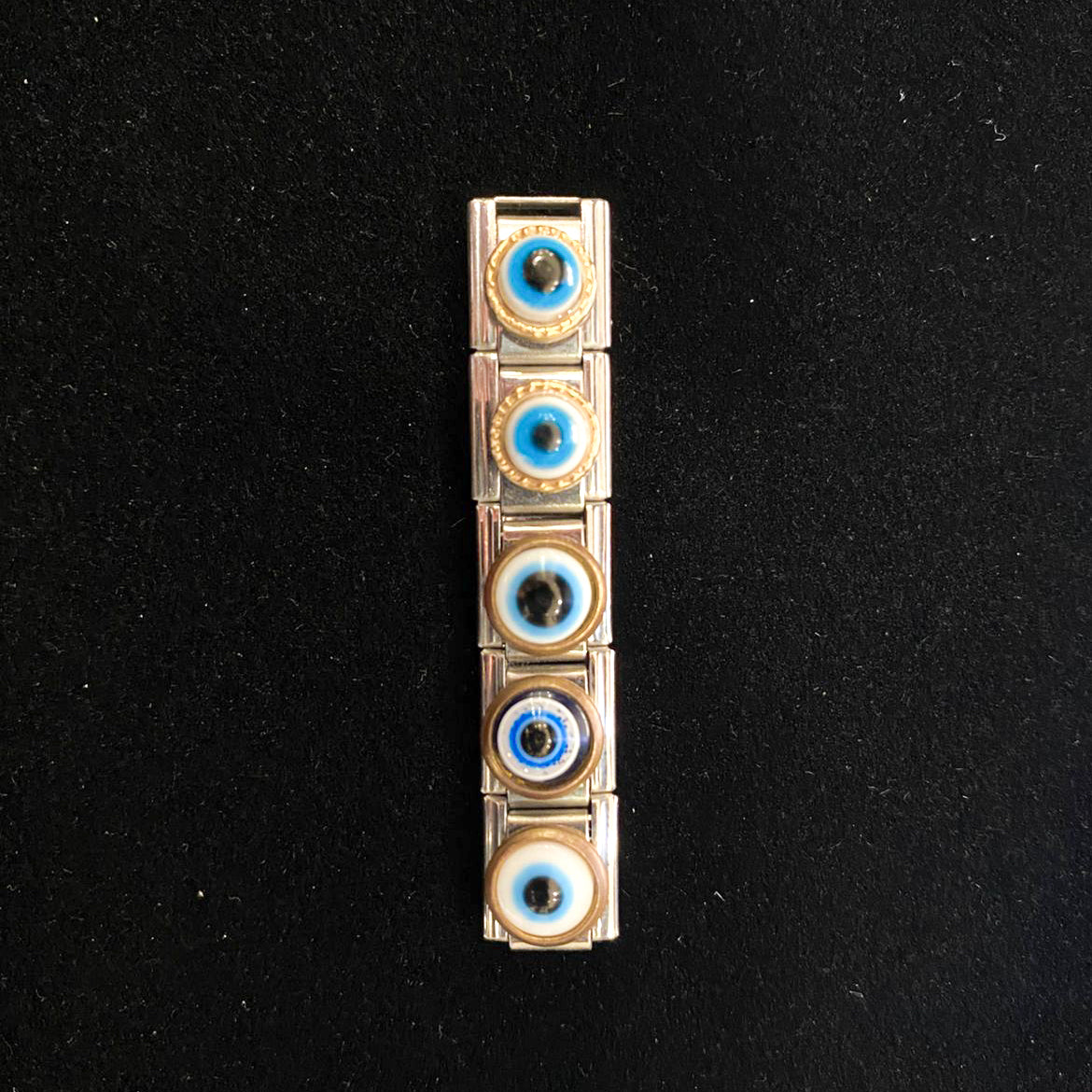 Charm Ojo Turco